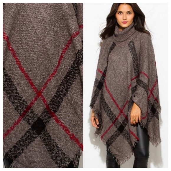 Boho Oversized Plaid Poncho - Picture 4 of 4
